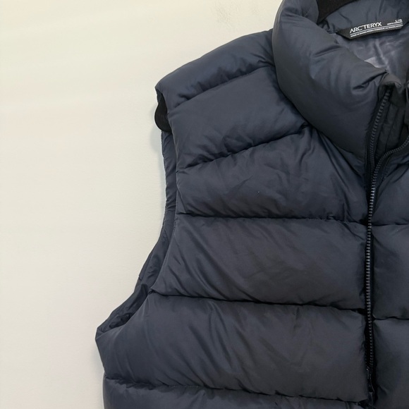 Arc’teryx Piedmont Vest Down Men’s Navy Blue Large - Picture 4 of 9